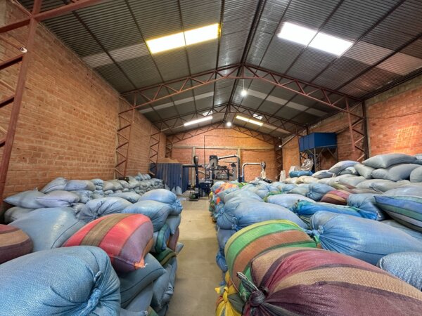 Logistics Q4 2025 bags